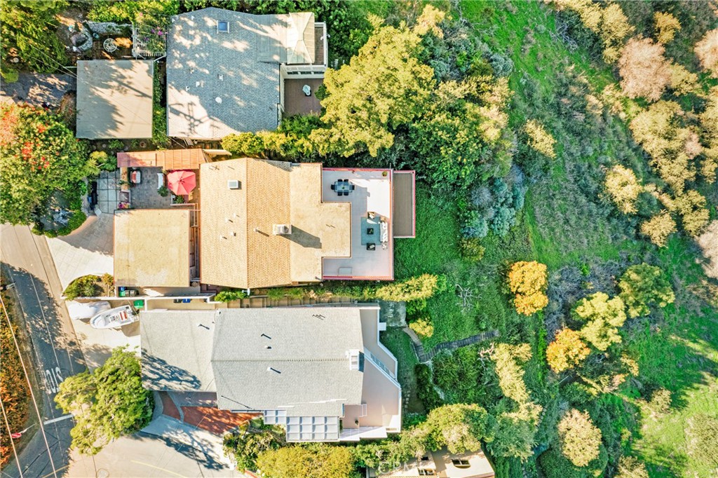 MLS #OC25263981 image #28