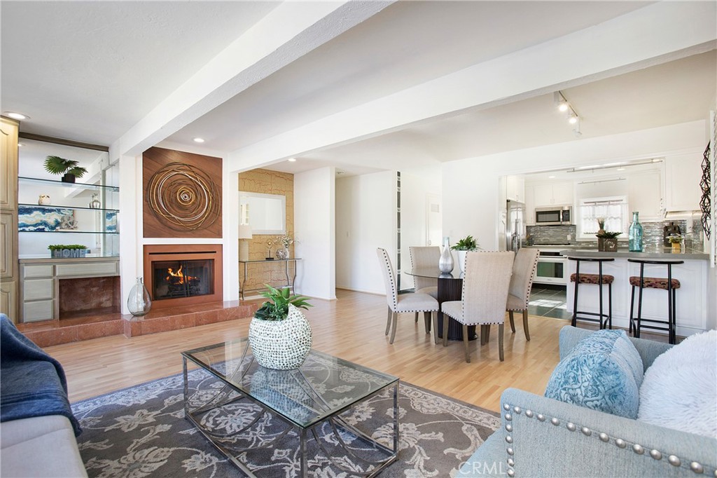 MLS #OC25263981 image #4