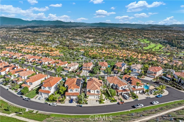 MLS #OC25264009 image #40