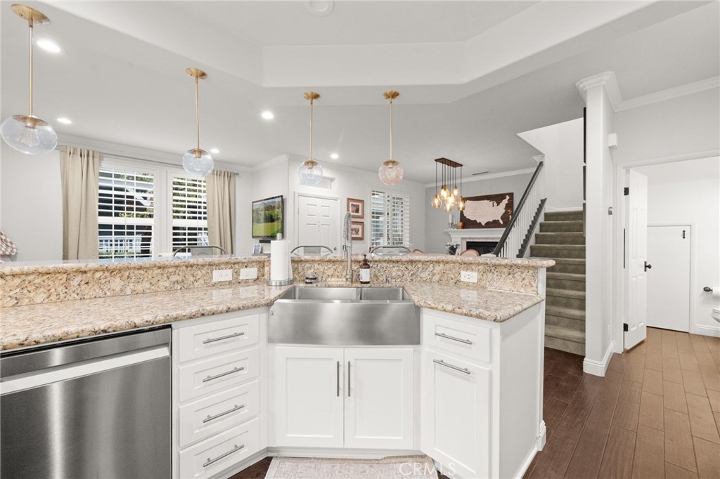 MLS #OC25264021 image #11