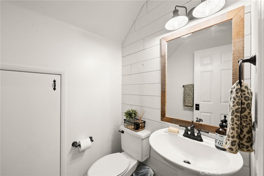 MLS #OC25264021 image #14