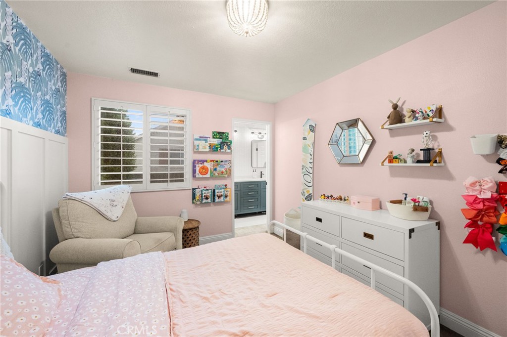 MLS #OC25264021 image #20