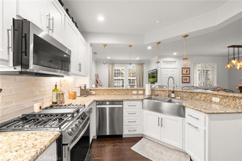 MLS #OC25264021 image #9