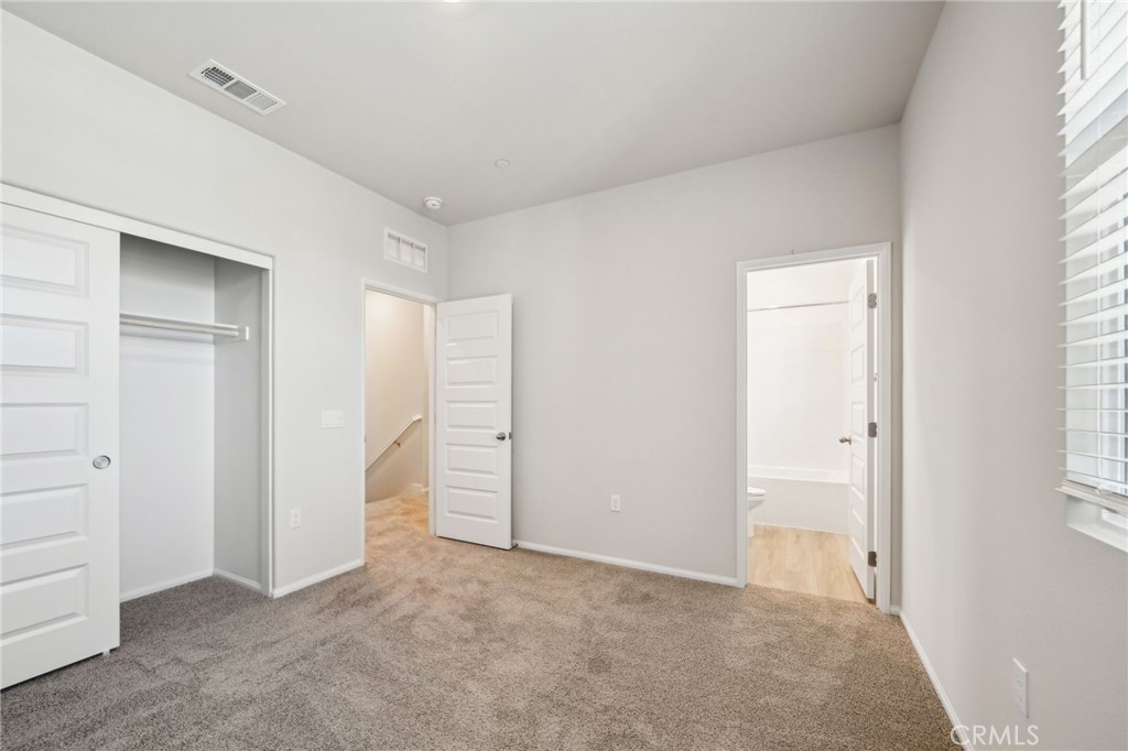 MLS #OC25264031 image #34