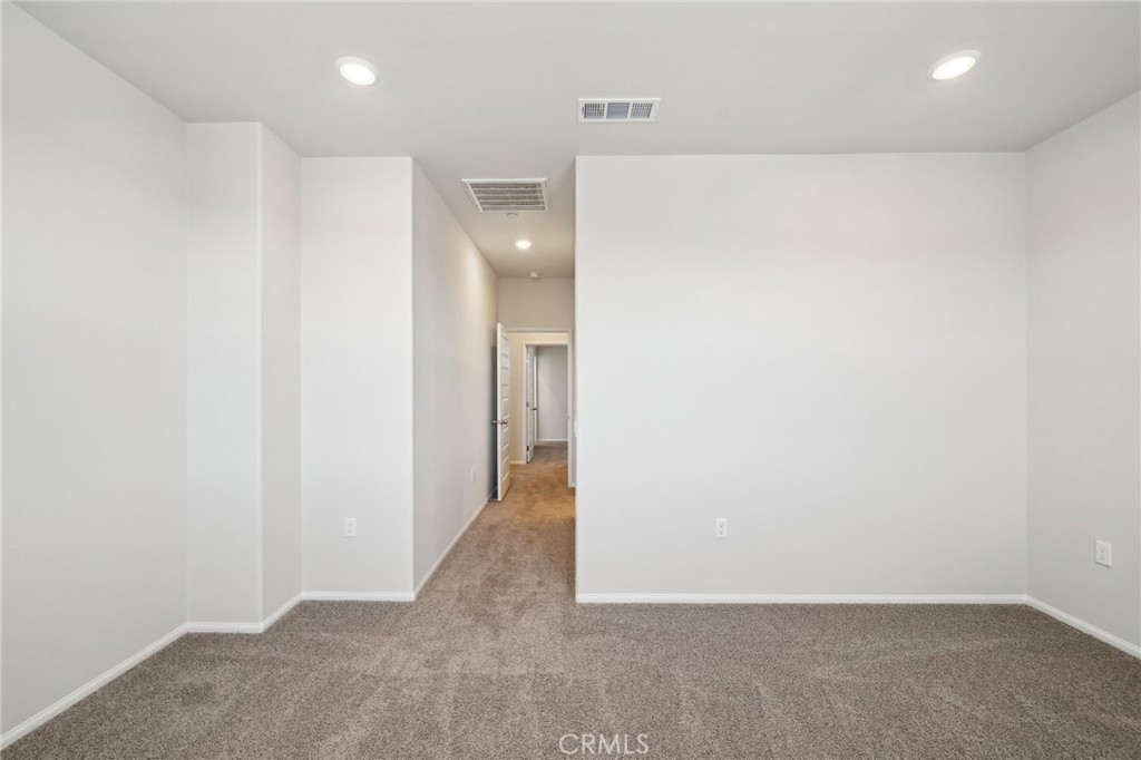 MLS #OC25264031 image #44