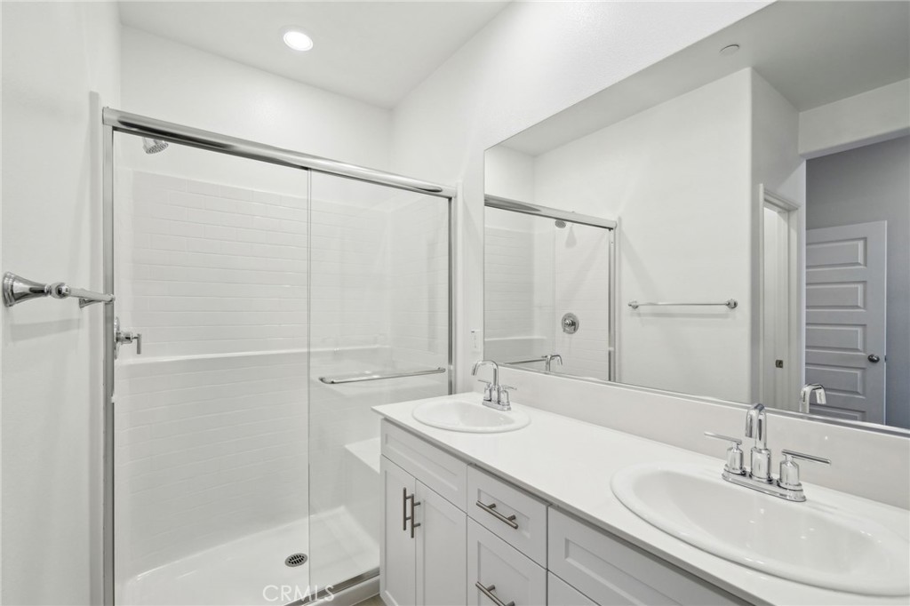 MLS #OC25264031 image #51