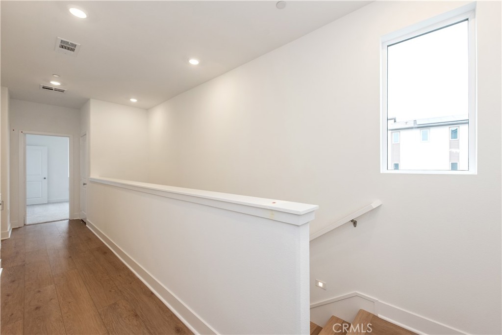 MLS #OC25264036 image #10