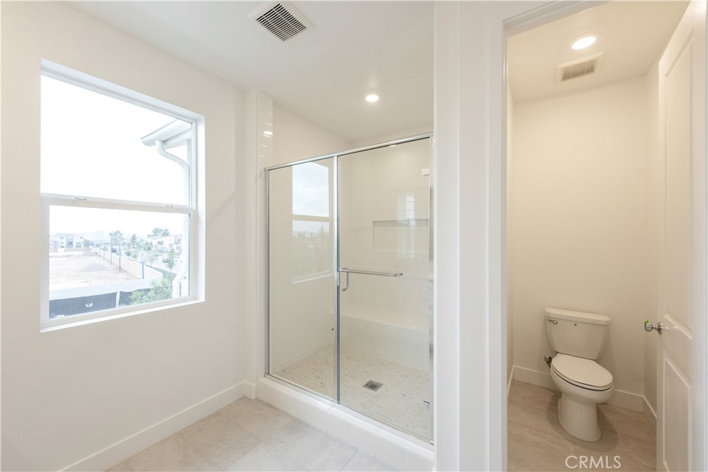 MLS #OC25264036 image #14