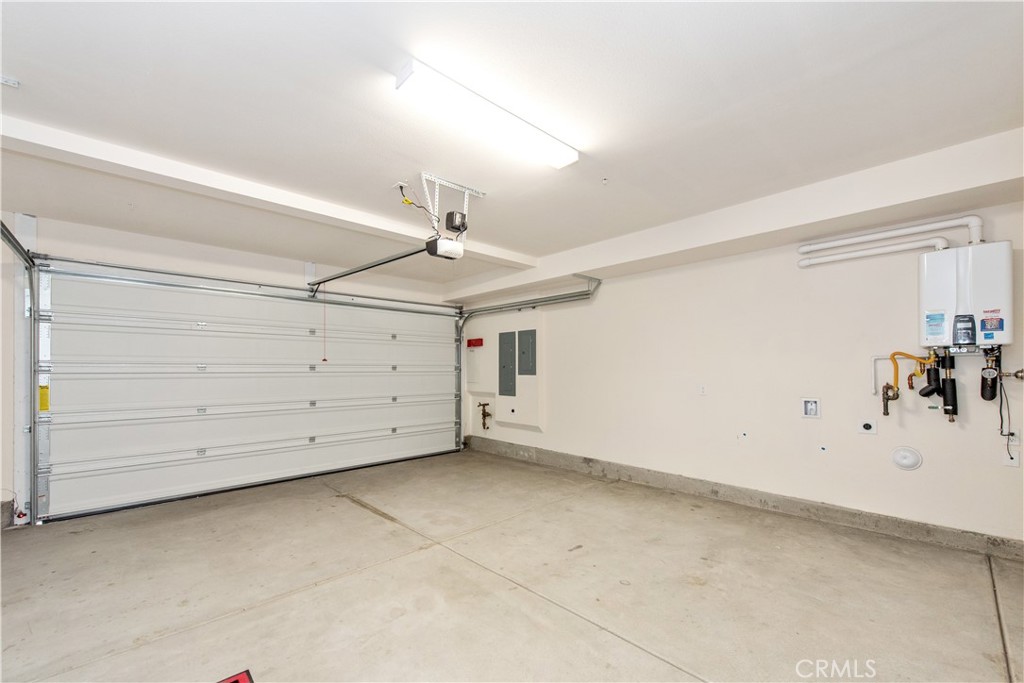 MLS #OC25264036 image #22