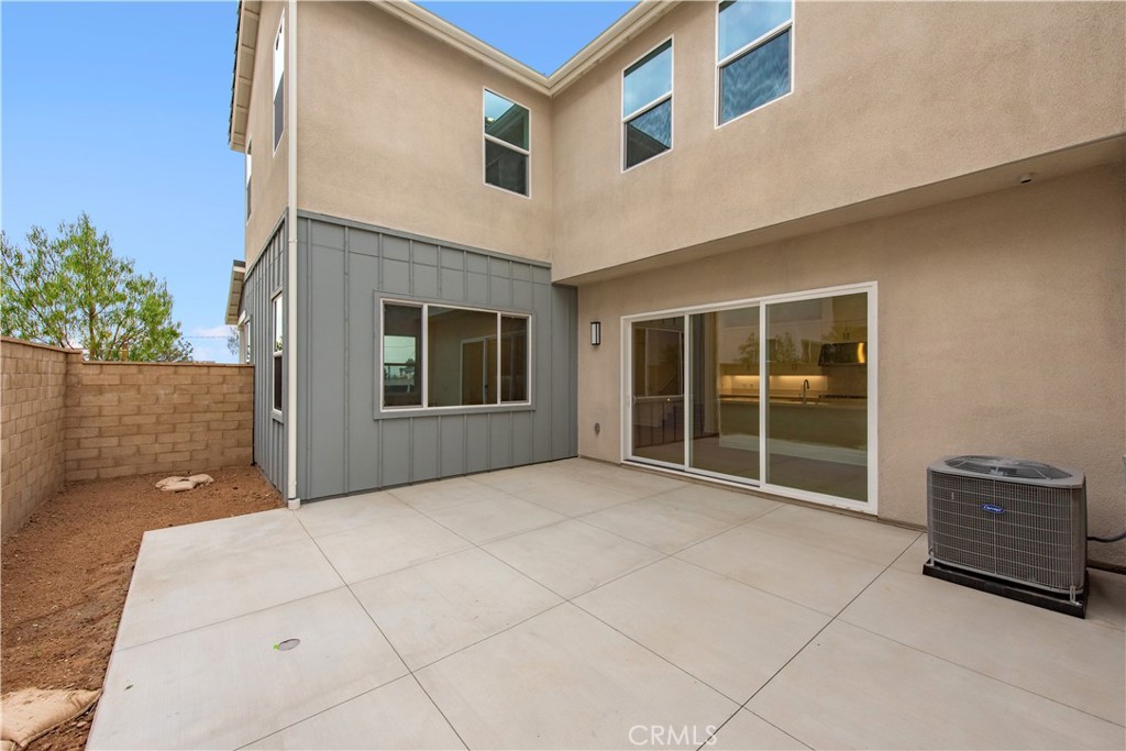 MLS #OC25264036 image #23