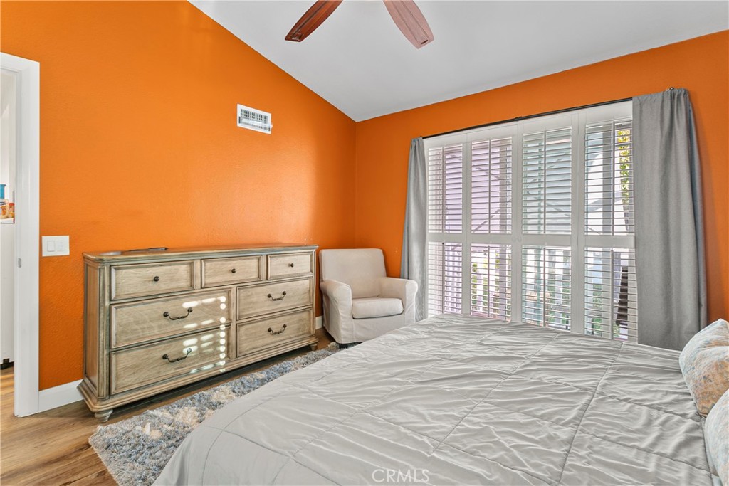 MLS #OC25264084 image #10