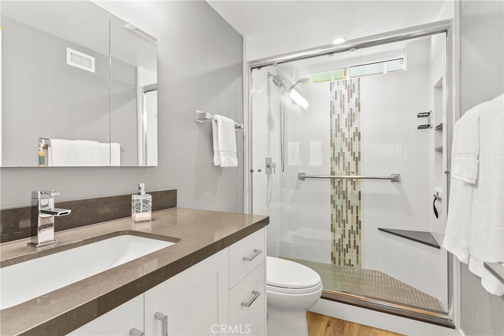 MLS #OC25264084 image #11