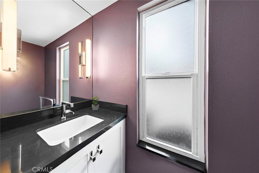 MLS #OC25264084 image #14