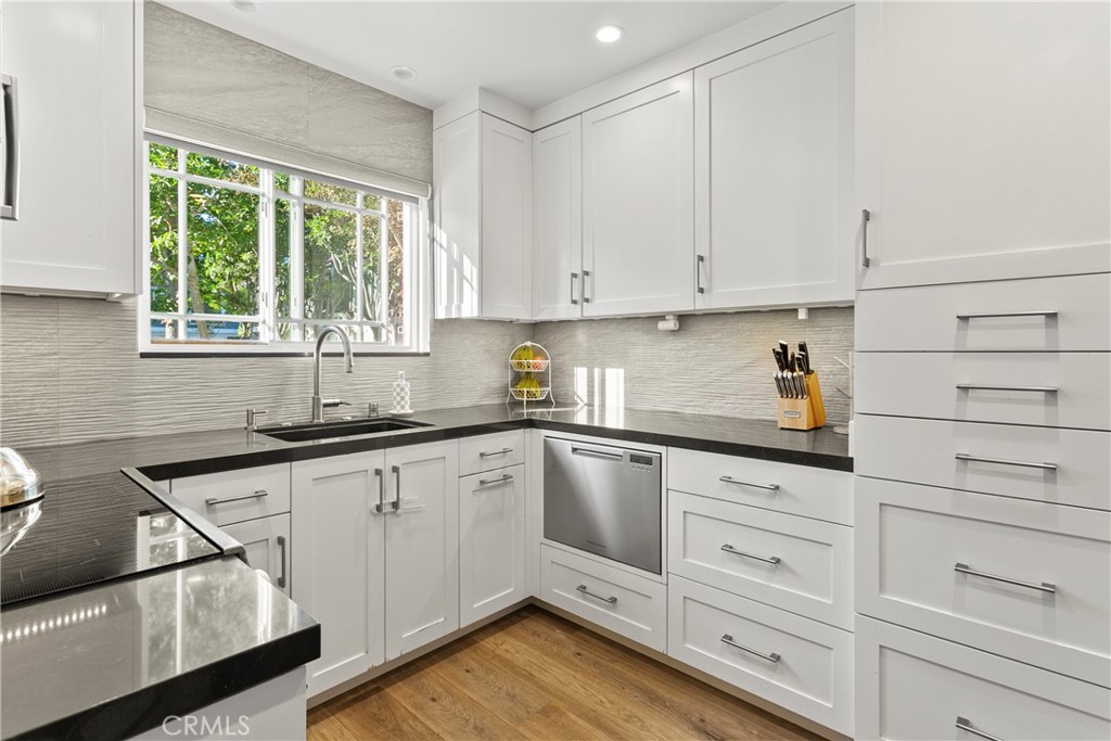 MLS #OC25264084 image #7