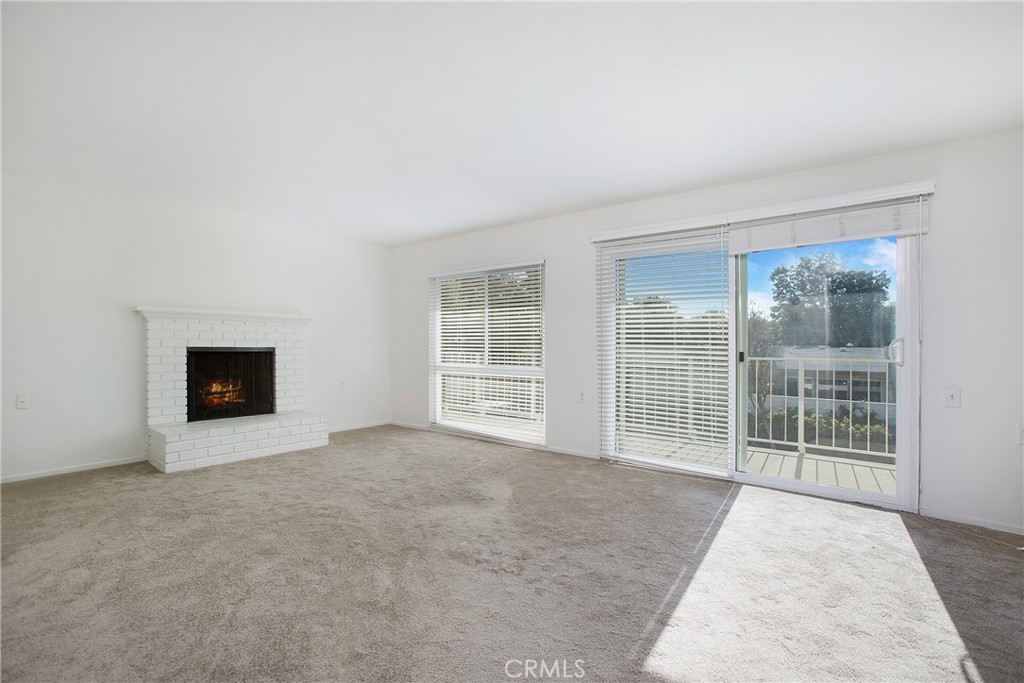 MLS #OC25264105 image #3