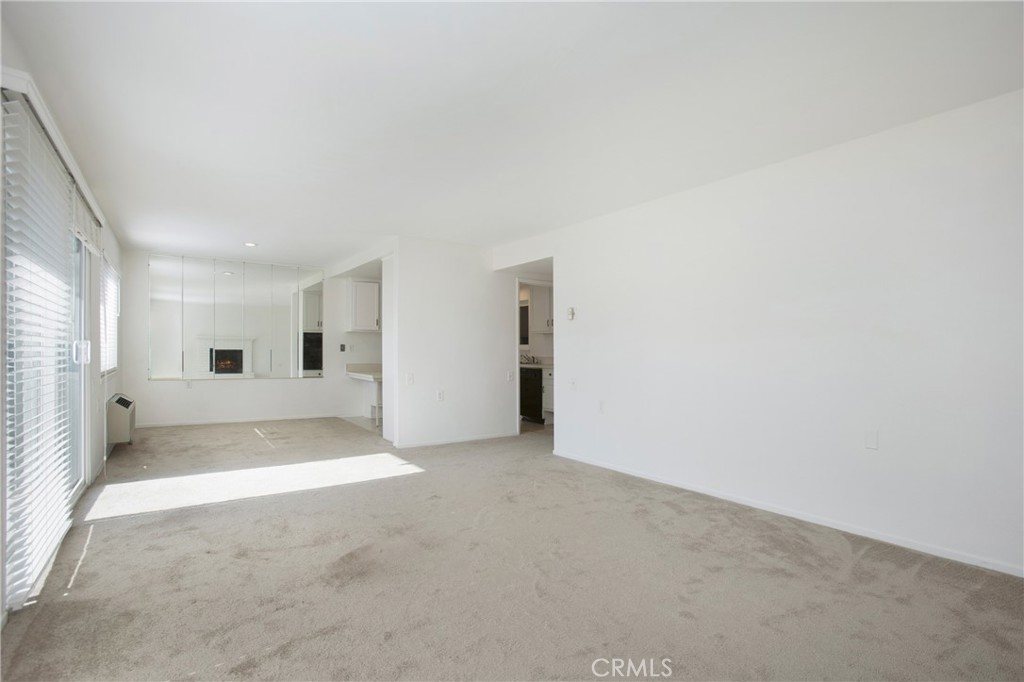 MLS #OC25264105 image #5