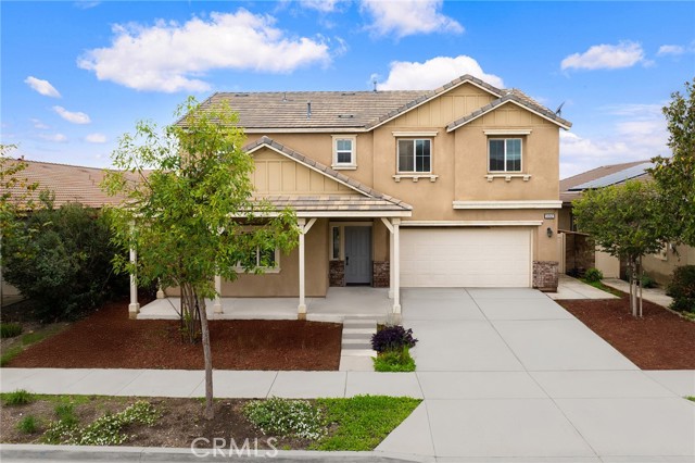 MLS #OC25264113 image #0