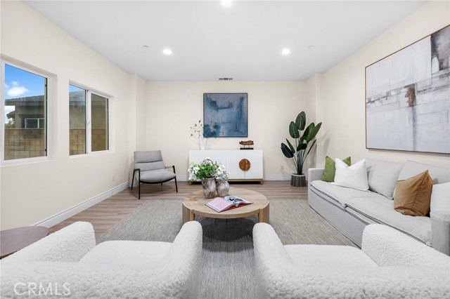 MLS #OC25264113 image #12