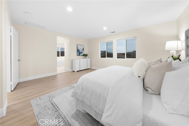 MLS #OC25264113 image #42