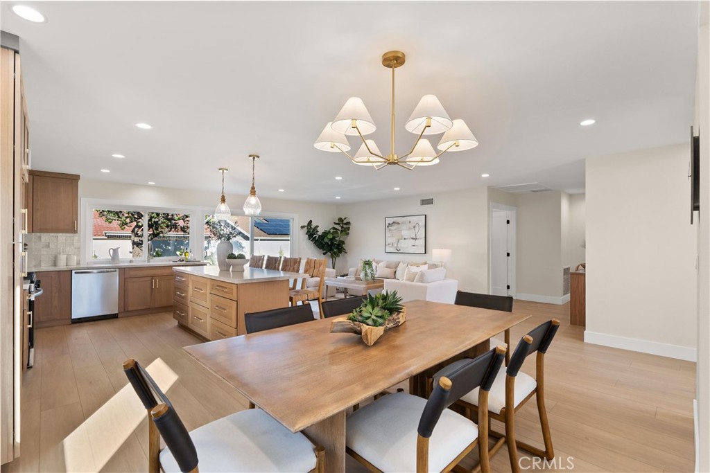 MLS #OC25264154 image #26