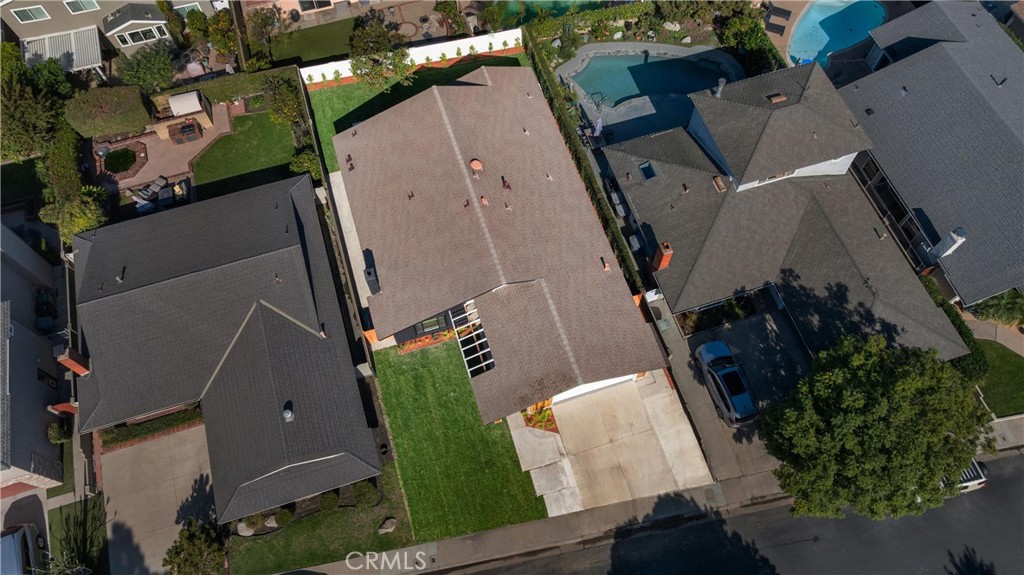 MLS #OC25264154 image #32