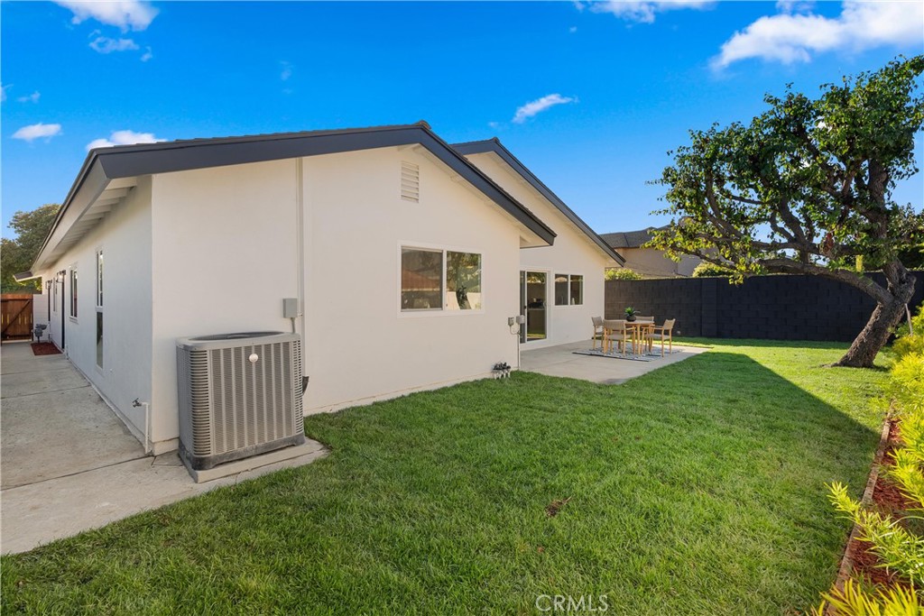 MLS #OC25264154 image #33