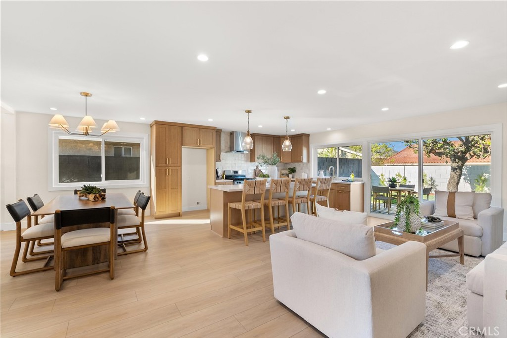 MLS #OC25264154 image #4