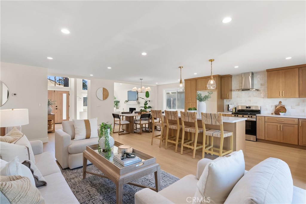 MLS #OC25264154 image #9