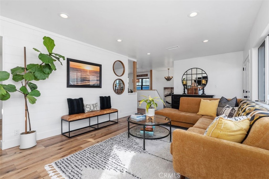 MLS #OC25264162 image #11