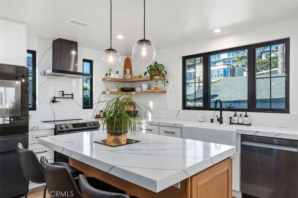 MLS #OC25264162 image #16