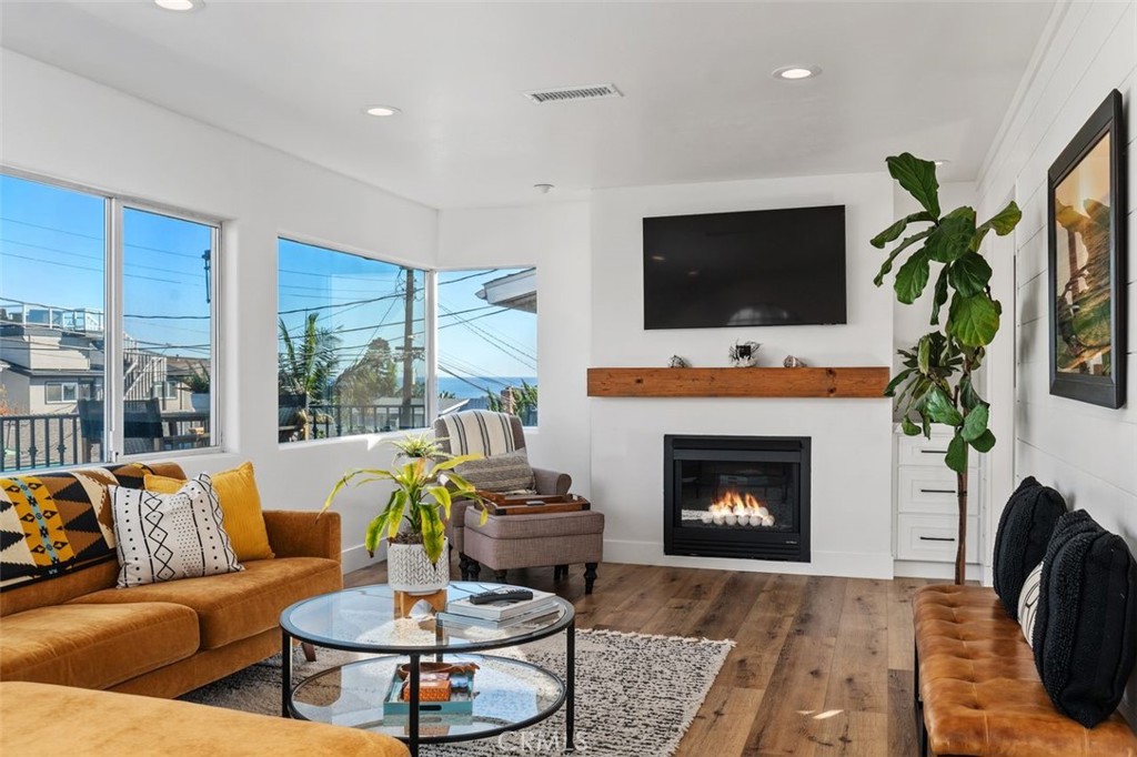 MLS #OC25264162 image #9