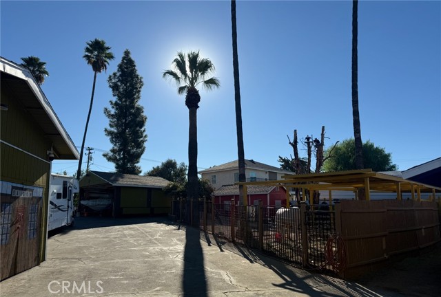 MLS #OC25264168 image #23