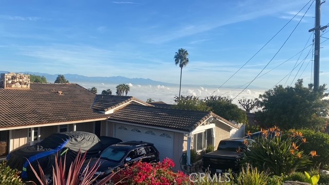 MLS #OC25264189 image #1