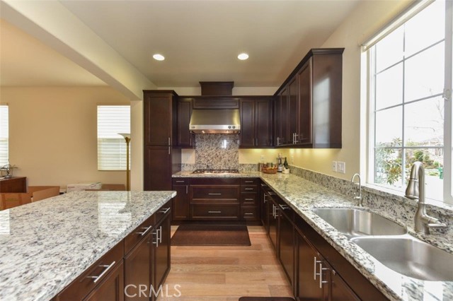 MLS #OC25264213 image #6