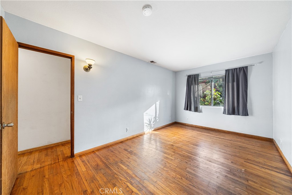 MLS #OC25264244 image #18