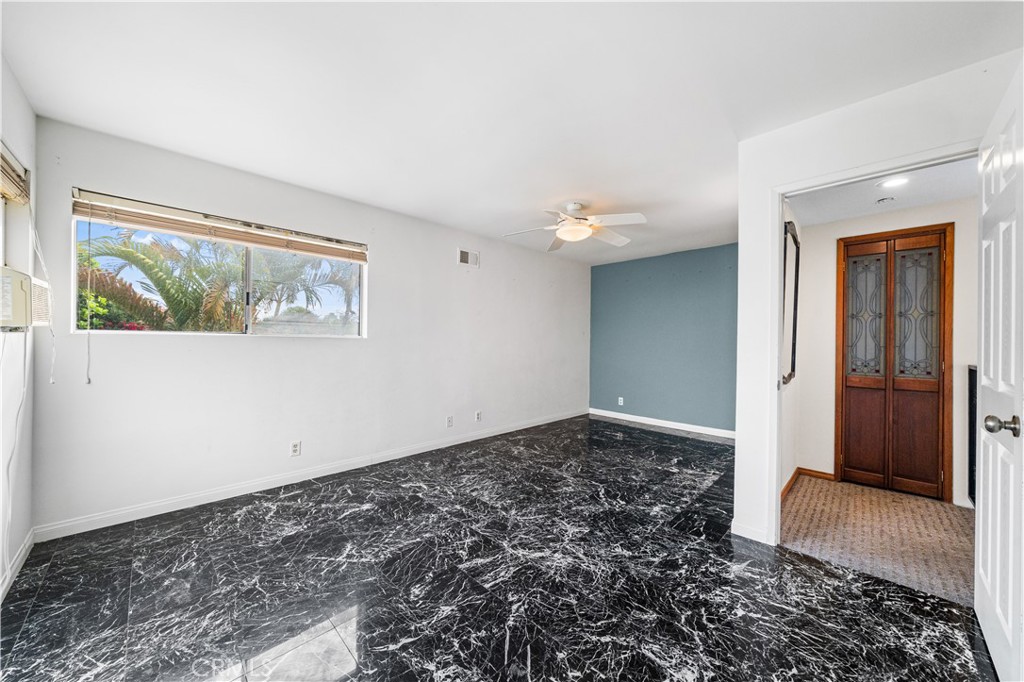 MLS #OC25264244 image #24