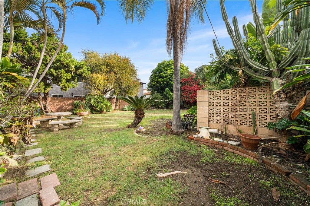 MLS #OC25264244 image #33