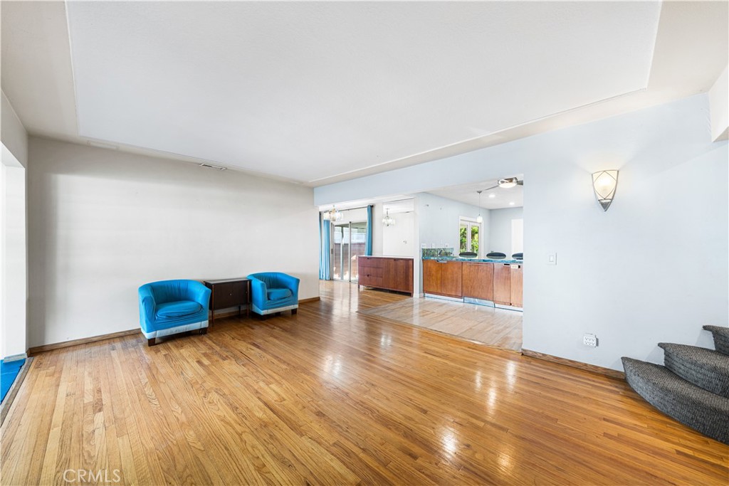 MLS #OC25264244 image #7