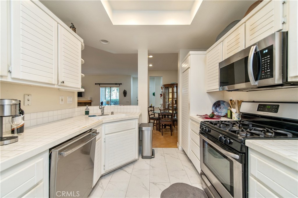 MLS #OC25264266 image #13