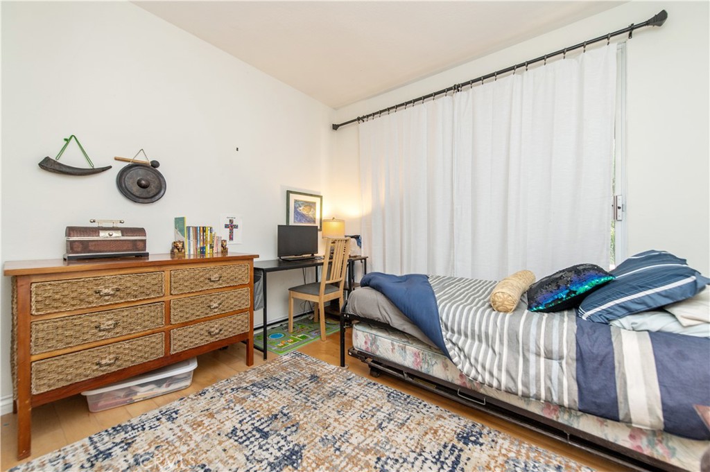 MLS #OC25264266 image #16