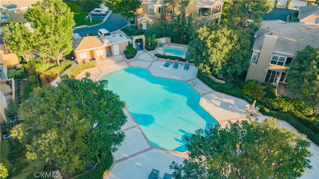 MLS #OC25264270 image #23