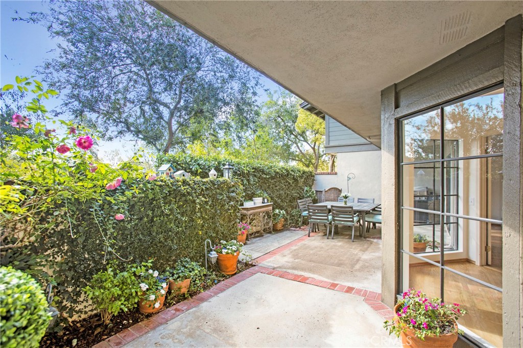 MLS #OC25264315 image #11