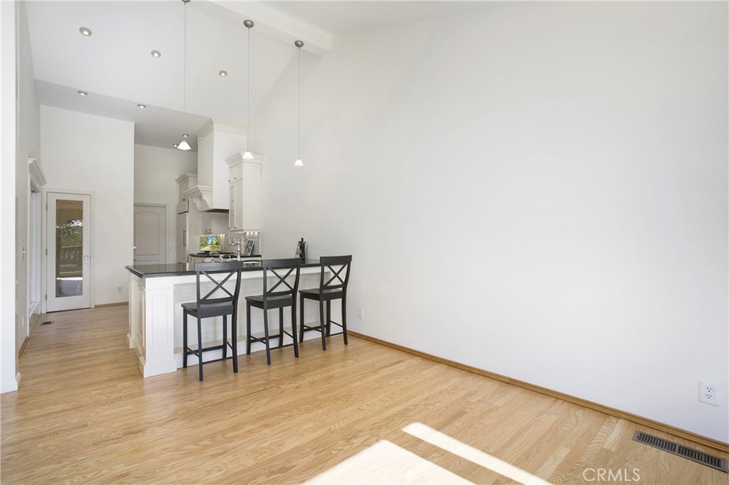 MLS #OC25264315 image #24