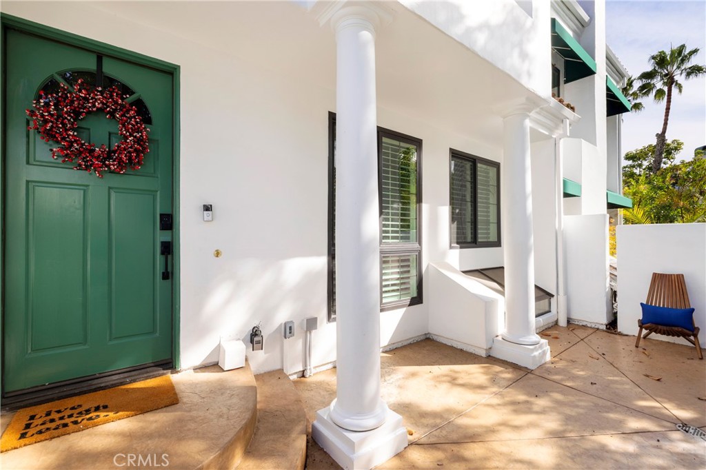 MLS #OC25264330 image #1