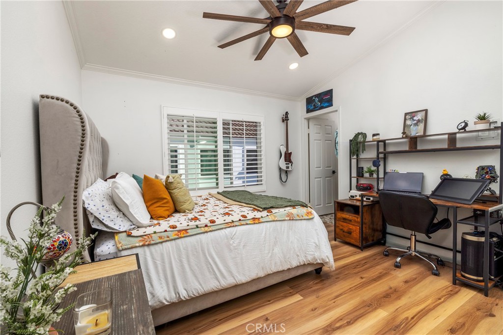 MLS #OC25264330 image #18