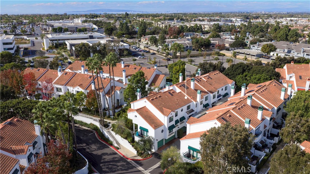 MLS #OC25264330 image #28