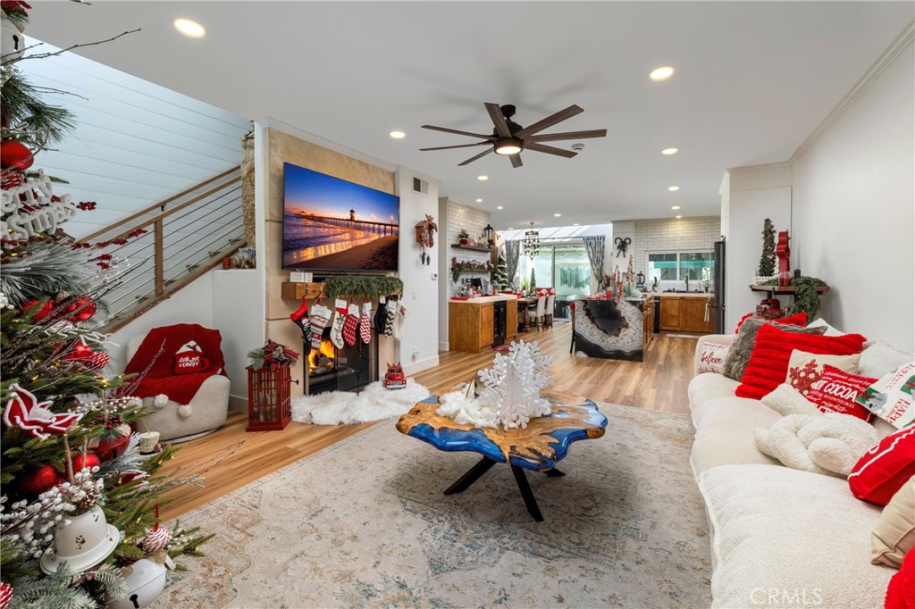 MLS #OC25264330 image #4