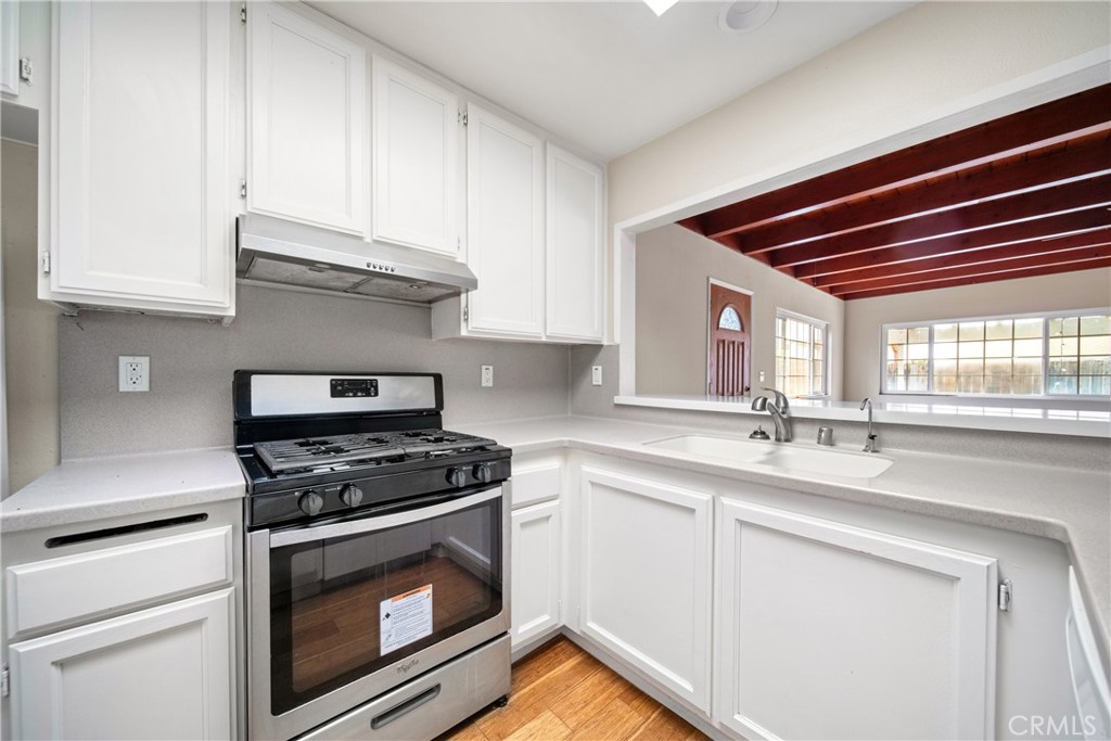 MLS #OC25264334 image #11