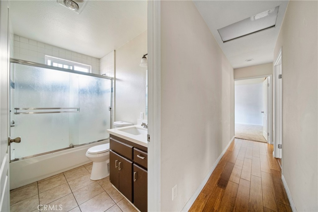 MLS #OC25264334 image #34