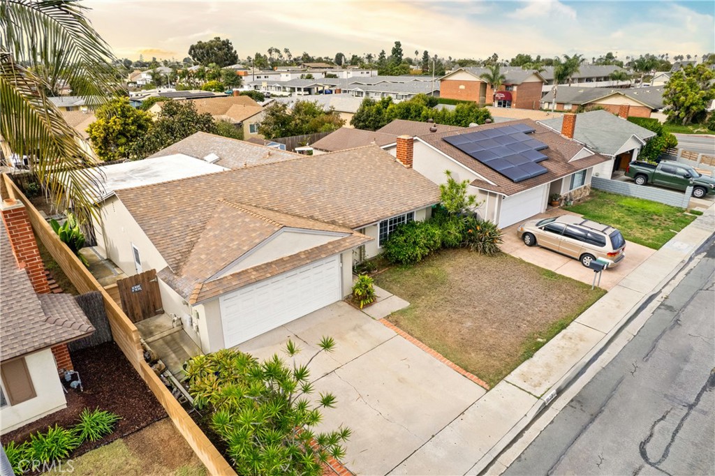 MLS #OC25264334 image #44